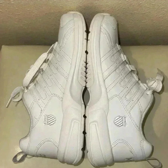 Kswiss Women’s size 8 - Picture 5 of 7